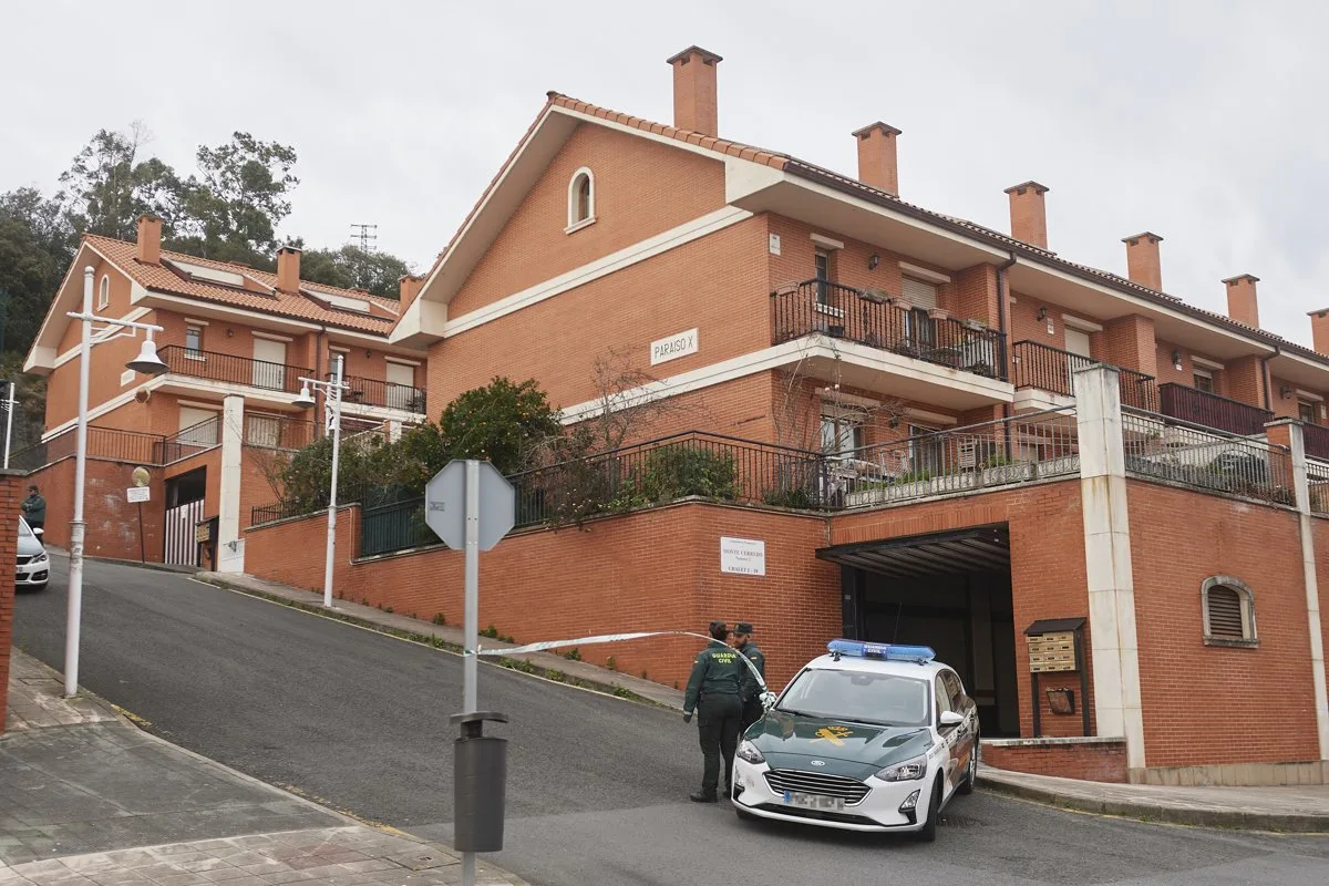 Dos jóvenes detenidos por el fatal desenlace de su madre en Castro Urdiales (Cantabria)