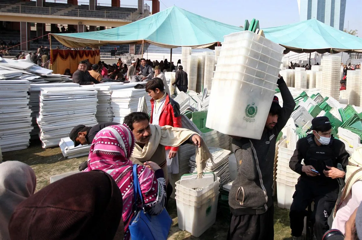 Comienzan Las Elecciones Generales En Pakistan Marcadas Por El Aumento.jpg