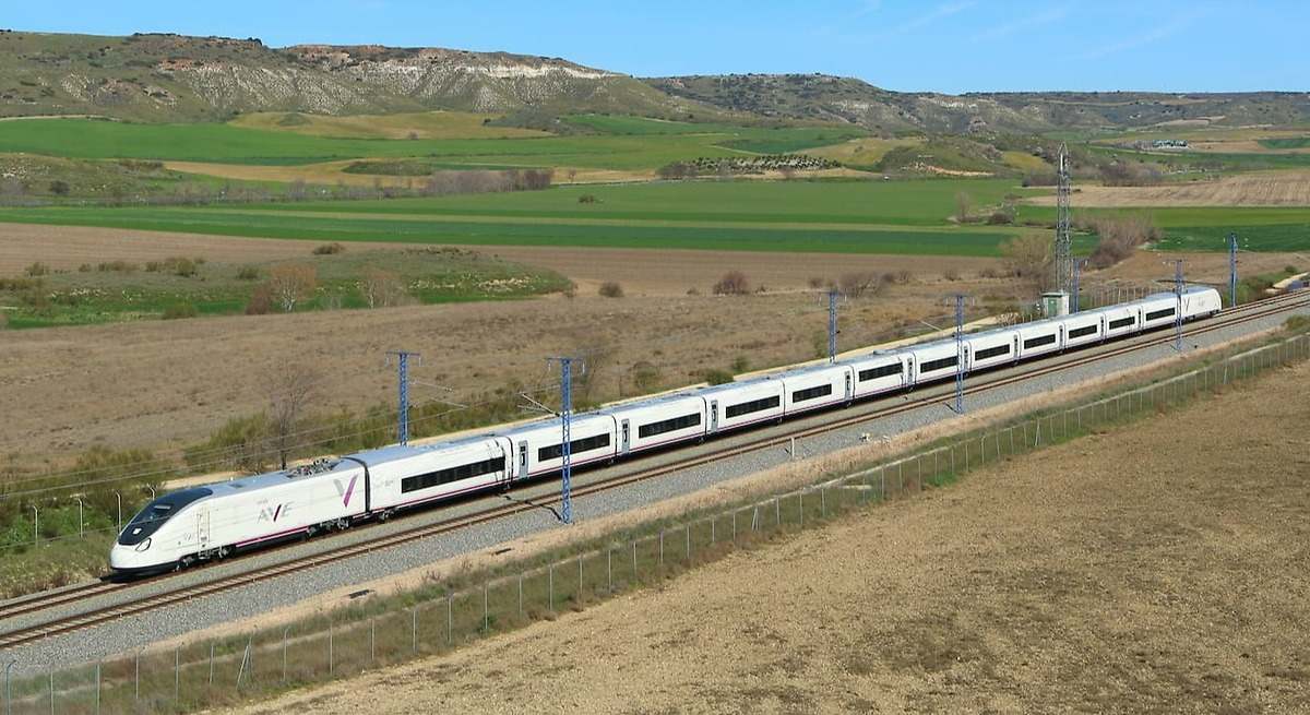 Renfe presiona a Talgo por los trenes AVE