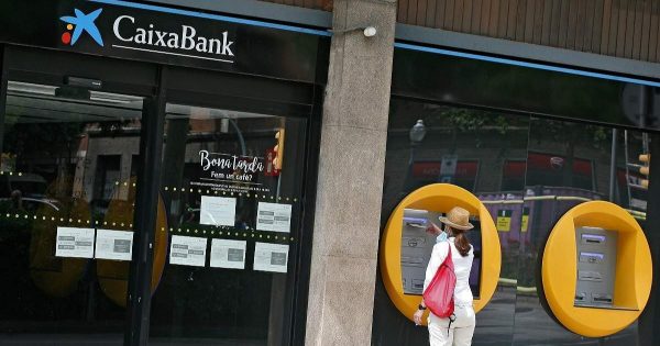 Caixabank Cubrira La Dependencia De Los Mayores Con Esclerosis O.jpg