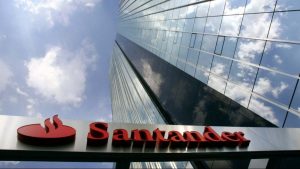 Santander Vende Mas De 250 Millones En Ladrillo Y Deuda.jpg
