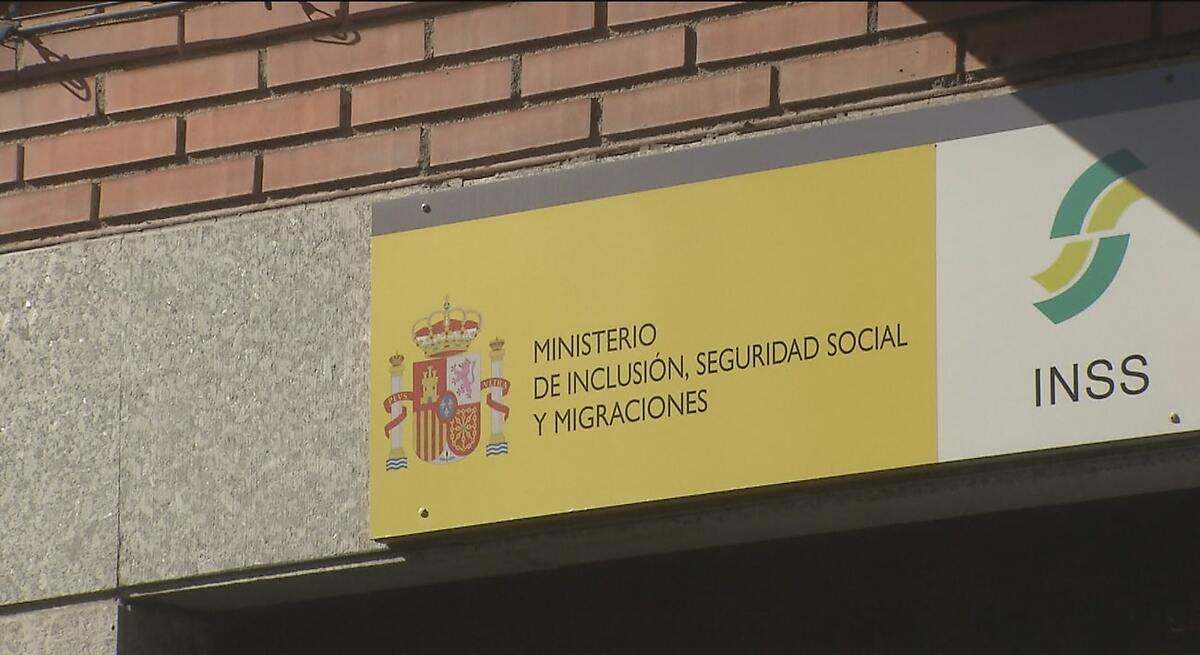 El Gobierno lanza un teléfono de ayuda para posibles beneficiarios del Ingreso Mínimo Vital