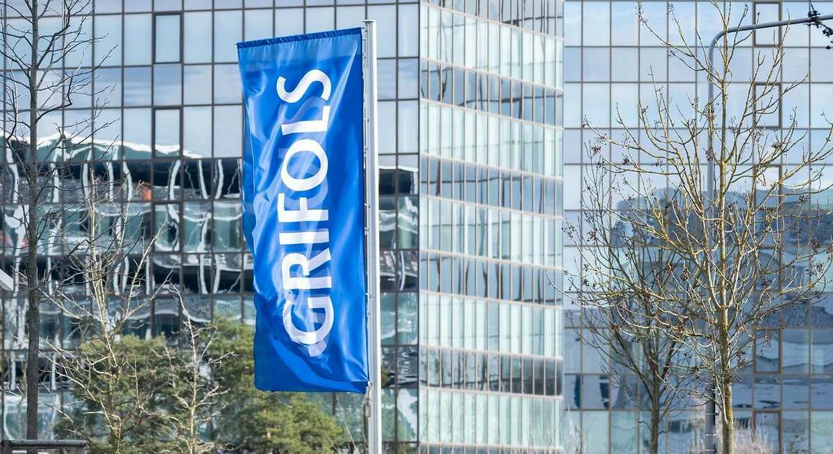 Gotham contraataca a Grifols tras retirada de Brookfield y cae más de un 10%